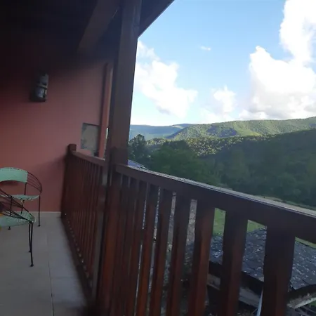 Casa Antonio Y Benina * Sosas de Laciana