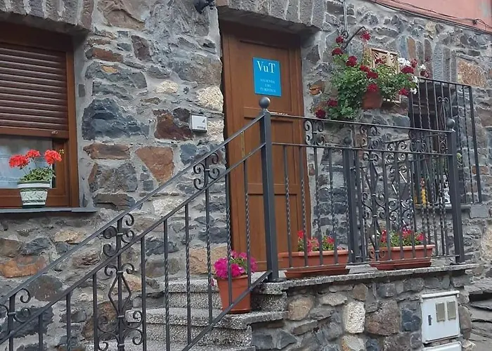 Casa Antonio Y Benina *